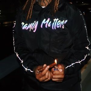 Scammily matters windbreaker